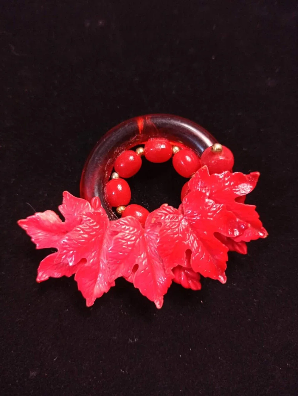 Vintage Lucite Floral Brooch Red Plastic Artisan Statement Pin - Picture 3 of 11